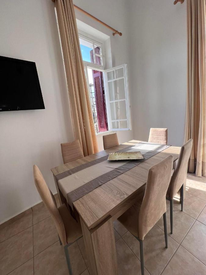 Tinos Central Perfection Bagian luar foto