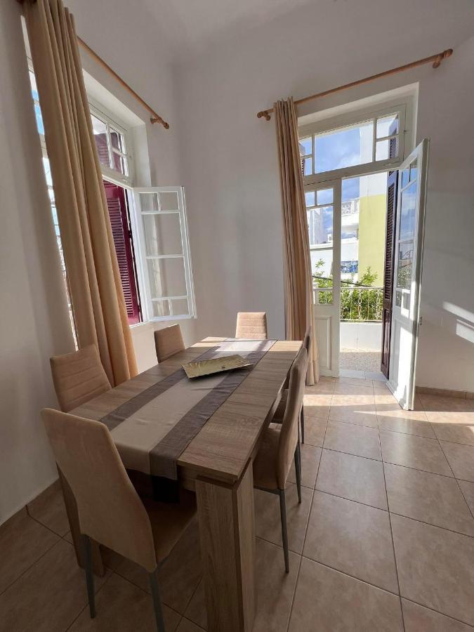 Tinos Central Perfection Bagian luar foto